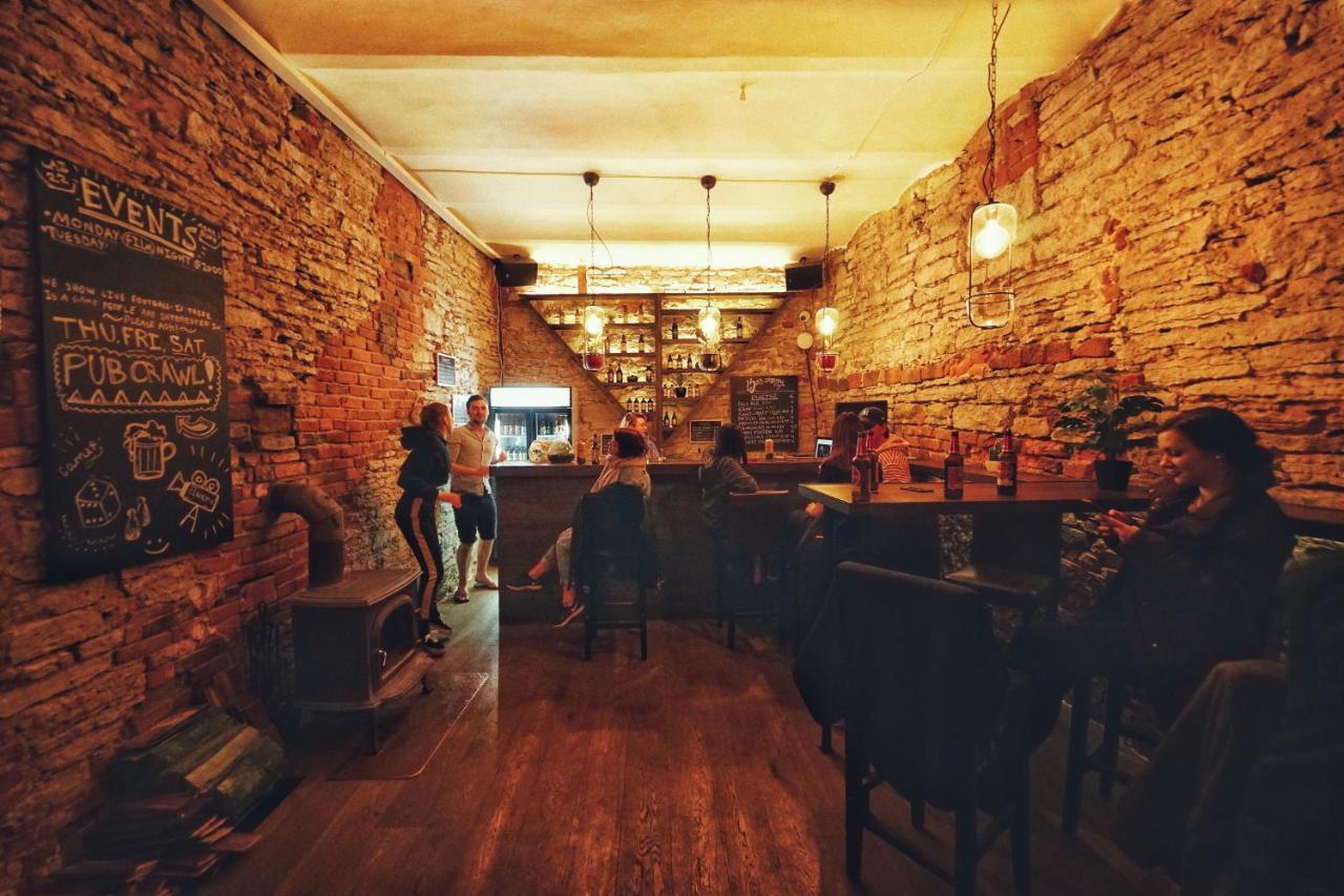 The Monks Bunk Hostel & Bar Tallinn Dış mekan fotoğraf